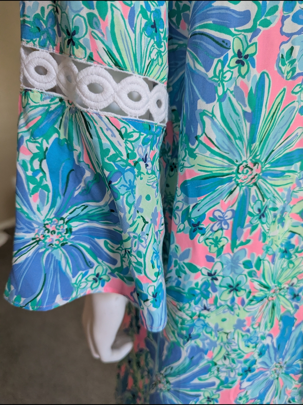 Lilly Pulitzer Hollie Tunic Dress featured in the vibrant, floral "Good Hare Da - Picture 11 of 16